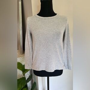 Beyond Yoga Light Gray Ribbed Long-Sleeve Top
